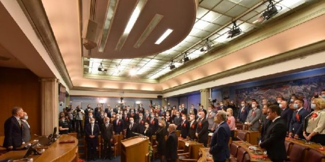 Konstituohet legjislatura e re e Kuvendit të Malit të Zi ndonëse pa prezencen e kryetarit të shtetit, Milo Gjykanoviç
