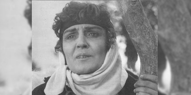 Marie Logoreci në rolin e Lokes te Toka Jonë