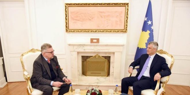 Kryetari, Thaçi, priti në takim ambasadorin e Suedisë në IRJM, jorezident për Kosovën, Mats Steffansson