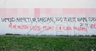 Një grup i vetëquajtur antiislamist përmes grafiteve kërcënon kryetarin Thaçi, Shpend Ahmetin e Naim Tërnavën