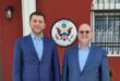Kryetari i PDK-së, Memli Krasniqi ka biseduar me ambasadorin e Shteteve të Bashkuara të Amerikës në Prishtinë, Jeffrey Hovenier. Me këtë rast, Memli Krasniqi ka thënë se raporti i Kosovës me Shtetet e Bashkuara të Amerikës është i shenjtë, i pazëvendësueshëm dhe i përhershëm. Pas takimit, ai në një postim të tij ka shkruar se ka pasur diskutime të frytshme dhe miqësore me ambasadorin amerikan, Jeffrey Hovenier, sot, gjatë një dreke pune në rezidencën e tij, në Prishtinë. Takimi i Memli Krasniqit me ambasadorin Hovenier u zhvillua në kohën e situatës së tensionuar në veri të Kosovës dhe kërkesës amerikane dhe evropiane për shtendosjen sa më parë të situatës konfliktuoze.