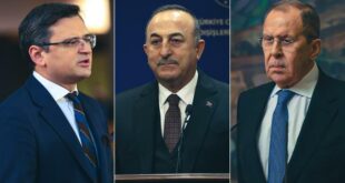 Ministrat e Jashtëm: Mevlut Çavushoglu, Sergej Lavrov e Dimitri Kuleba po takohen në Turqi për bisedime lidhur me Ukrainën