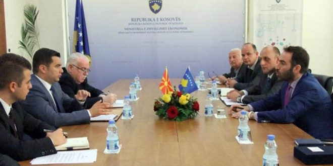 Ministri i Zhvillimit Ekonomik, Blerand Stavileci priti në takimin ministrin e Ekonomisë të Maqedonisë, Driton Kuçi