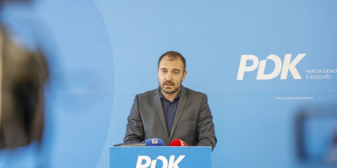 PDK: Ministria e Arsimit po e humbë edhe një vit shkollor në këtë periudhë tragjike, pa asnjë plan të mirëfilltë për mësim online