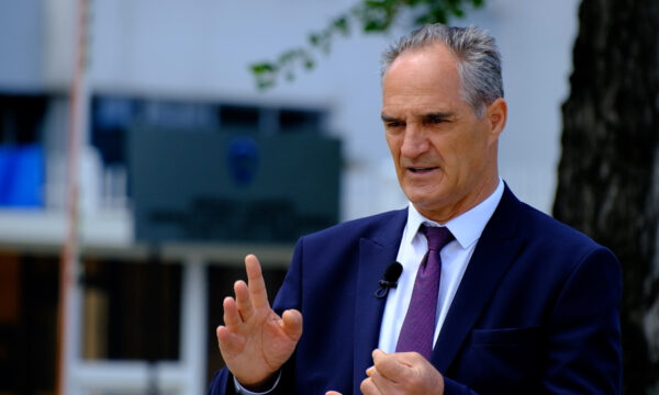 Nait Hasani  Heronjtë që nuk vdesin kurrë