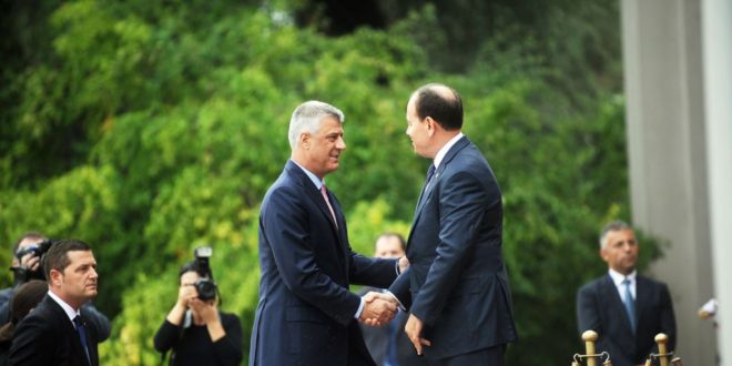 Kryetari në skadim i Shqipërisë, Bujar Nishani ka nisur sot një vizitë zyrtare në Kosovë