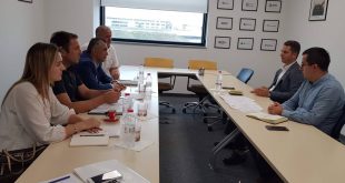 Delegacioni i Odës së Afarizmit të Kosovës u prit në takim nga drejtori i Shoqatës së Bankave të Kosovës