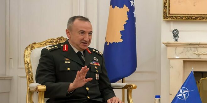 Komandanti i KFOR-it në Kosovë, Ozkan Ulutash, ka folur për bashkëpunimin me Ministrinë e Mbrojtjes dhe FSK-në