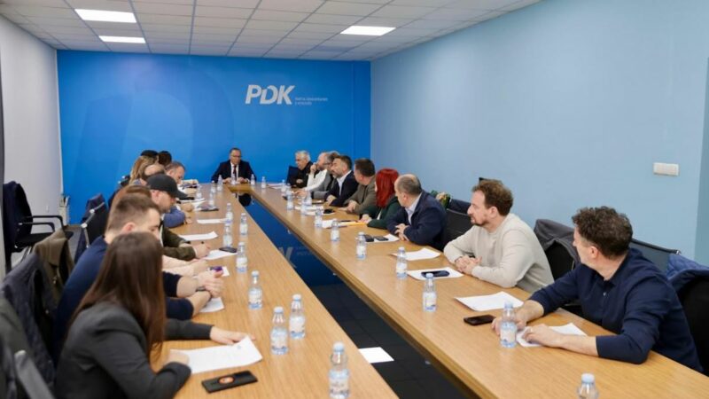 PDK akuzon shumicën për krizë artificiale  kërkon zgjedhje si shpëtim nga  improvizimet qeverisëse 