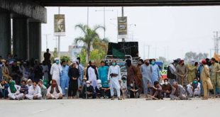 Në Pakistan po mbahen protesta masive dhe të fuqishme për dëbimin e ambasadorit të Francës nga Islamabadi