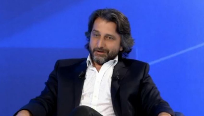 Kryetari i Prishtinës  Përparim Rama  ka kërkuar nga  Kallxo com  që të sqarojë se kush është personi prapa profilit  Lule Gjeli 