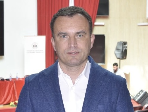 prof-ass-dr-fidan-zeneli-historia-e-kosoves-nuk-gjykohet-me-nje-aktgjykim