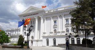 Qeveria e re e Maqedonisë, me 23 ministra 9 shqiptarë ndërsa 6 ministra pa resor