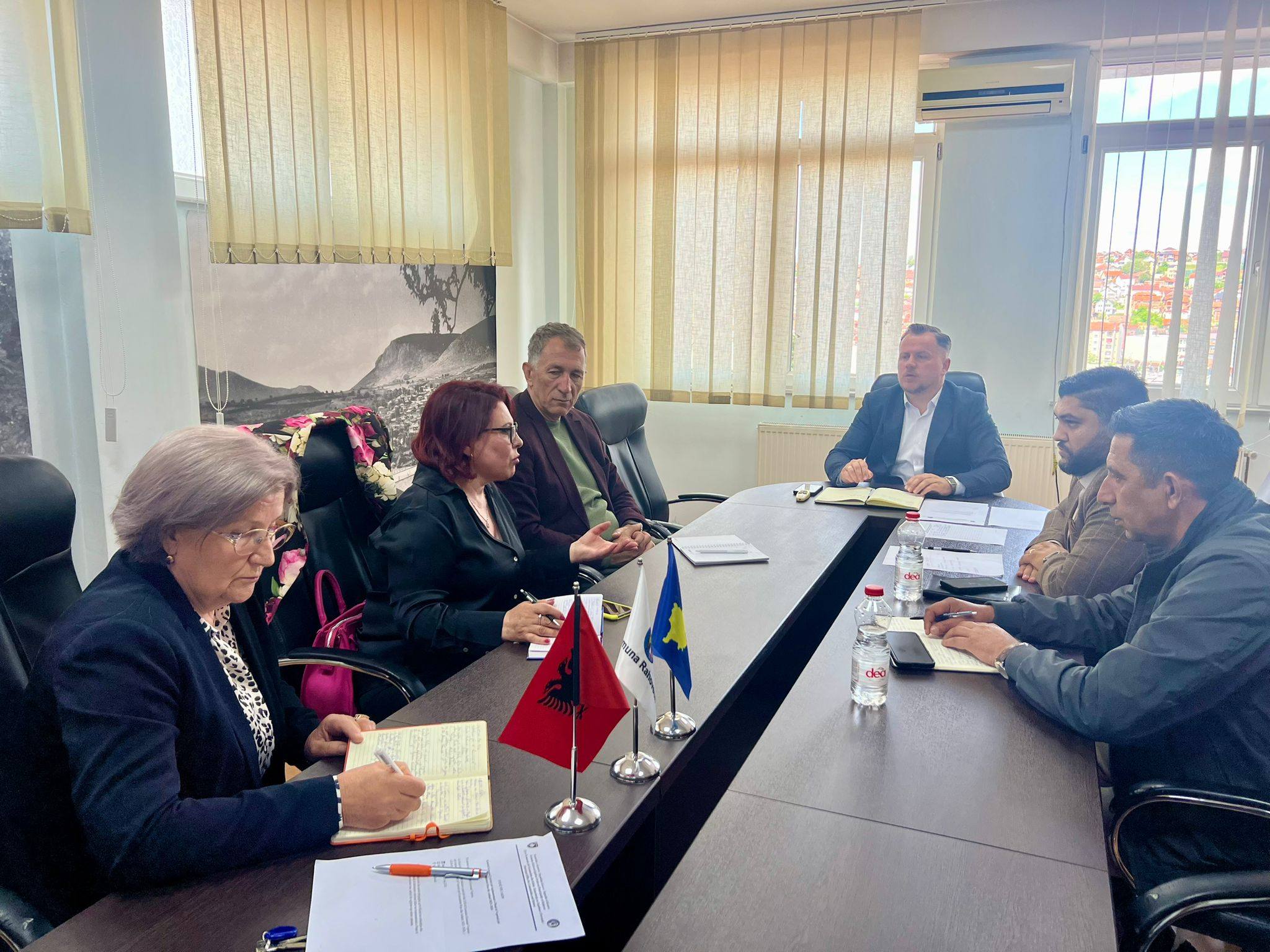 U mbajt takimi i parë për këtë vit i Komitetit Komunal Veprues për Komunitetet Rom dhe Ashkali