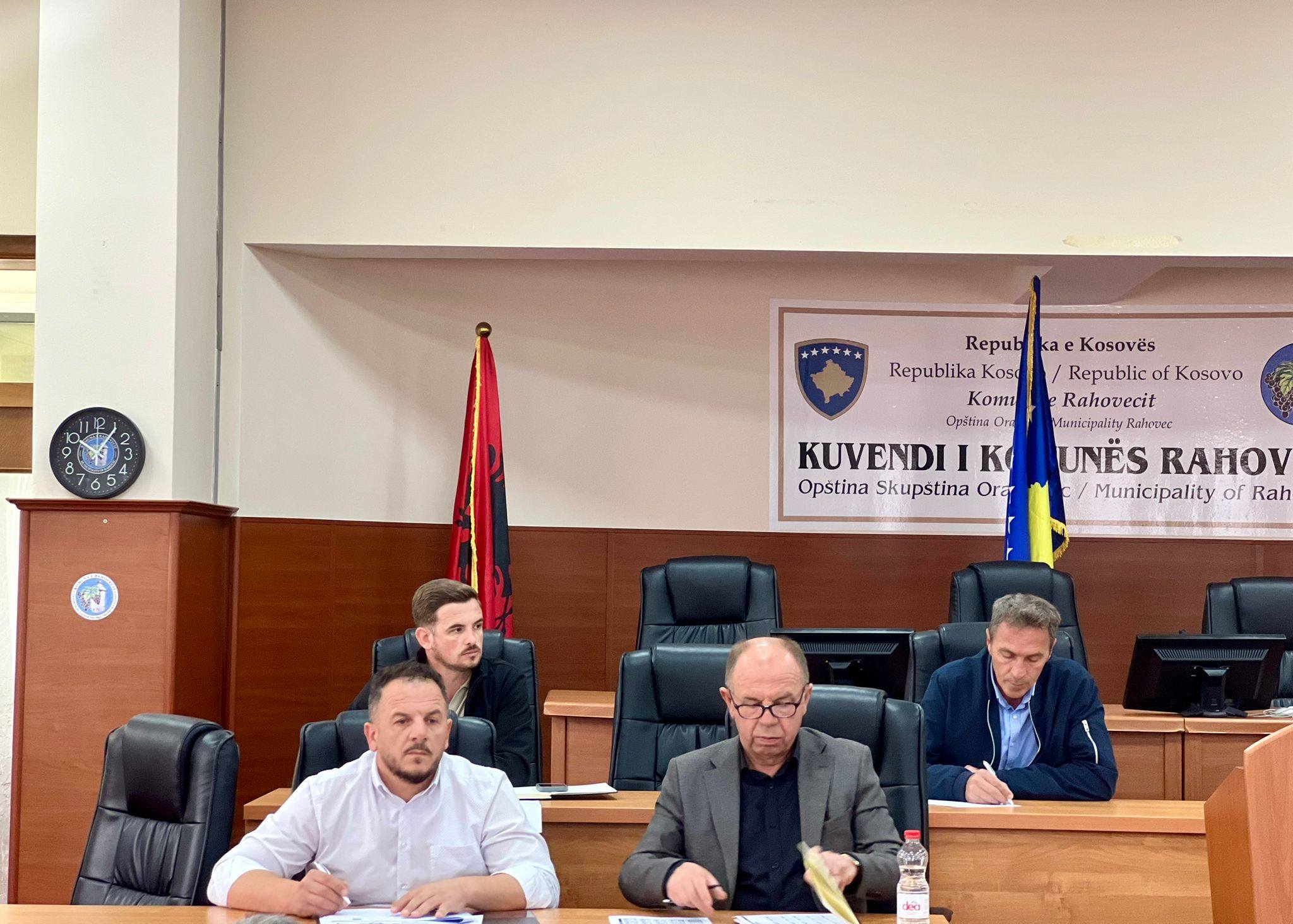 U mbajt Dëgjimi Buxhetor me Kryetarët e Fshatrave dhe Lagjeve Urbane