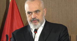 Edi Rama: Fëmijët janë duke u përdorur nga Ilir Meta dhe Sali Berisha, si kamikazët e terroristëve të Boko Haramit