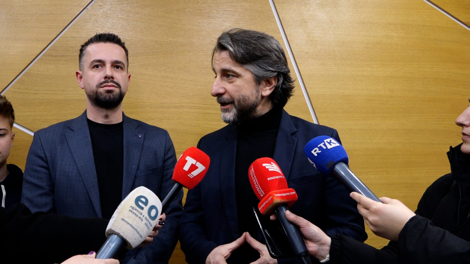 Rama për ligjëratën e Speciales në shkollën  Xhevdet Doda  thotë se është i indinjuar  dhe s ka pasur as leje as koordinim