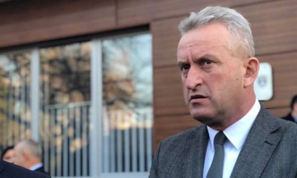 Rashit Qalaj  Policia e Kosovës duhet ta kryejë punën që ka mandat dhe të mos brengoset fort se çka bën Serbia