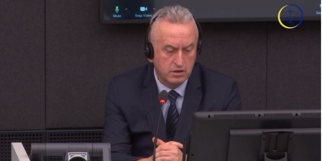 Ish-drejtori i Policisë, Rashit Qalaj, dje dëshmoi në Gjykatën Speciale në gjykimin kundër Hysni Gucatit e Nasim Haradinajt