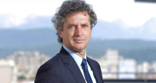 Robert Golob
