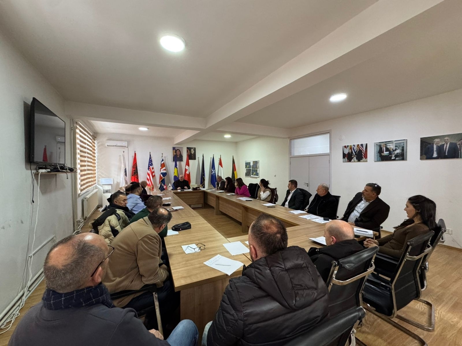 Kryetari Haliti mbajti takim me ekzekutivin komunal