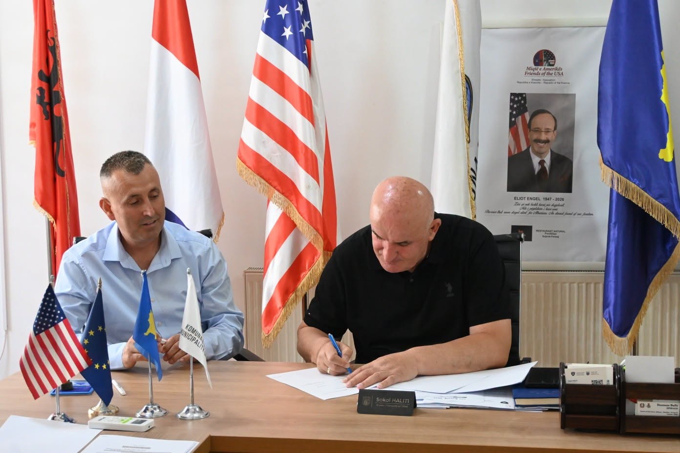 Nënshkruhen kontratat e subvencionimit me 35 përfitues në fushën e kulturës  rinisë dhe sportit