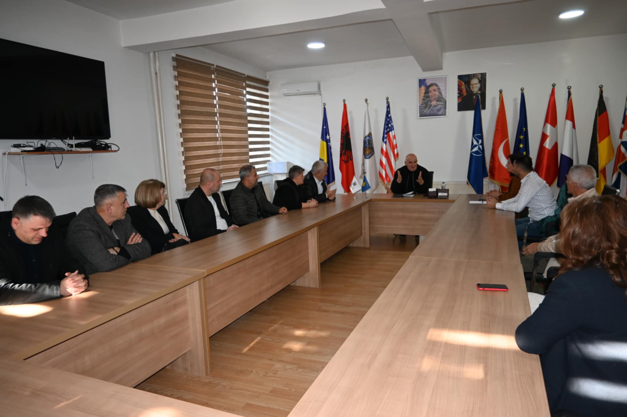 Kryetari Haliti ka pritur ne takim përfaqësuesit e SBASHK ut në Viti