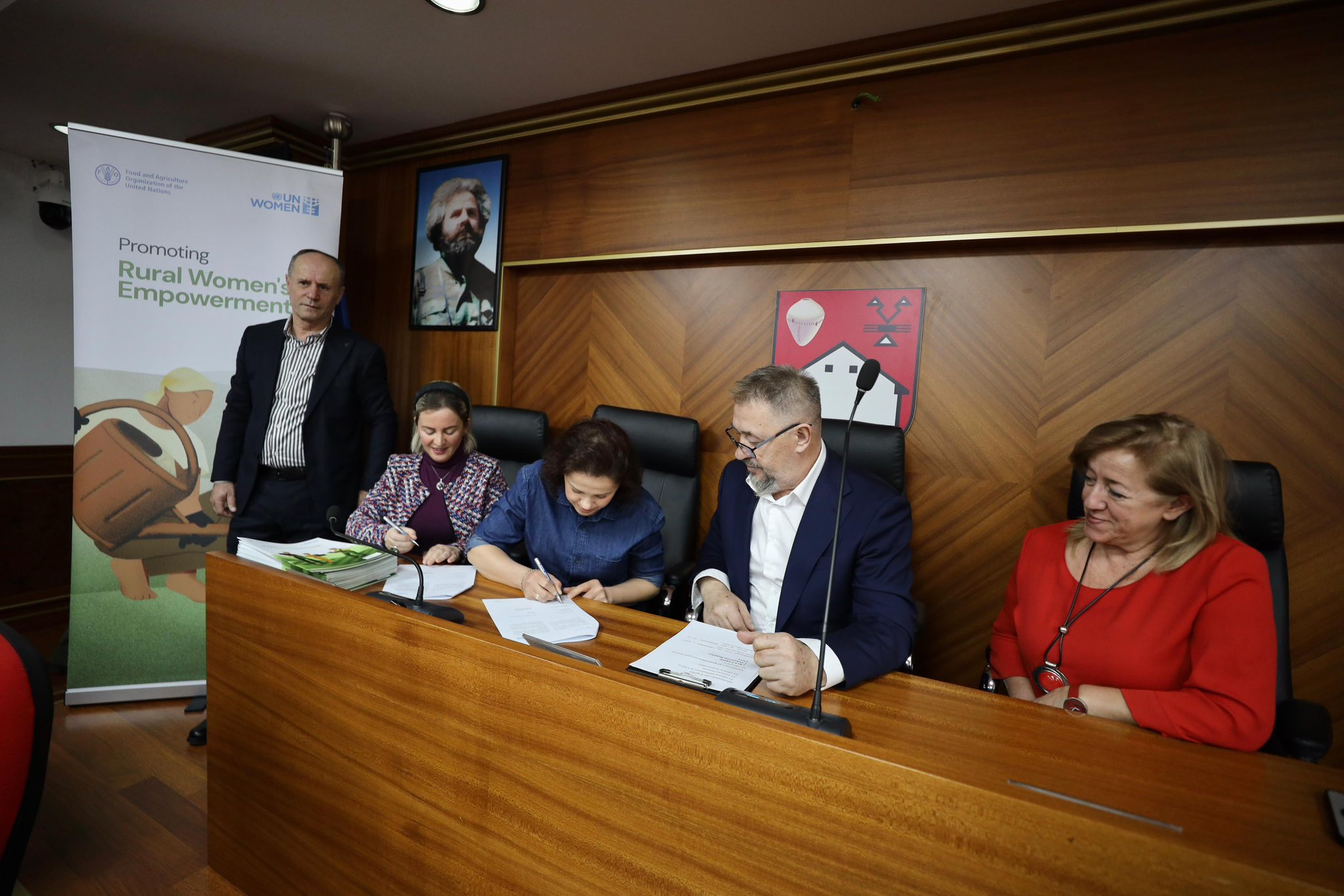 31 gra fermere të komunës së Skenderajt kanë përfituar pajisje bujqësore në kuadër të projektit  Promovimi i Fuqizimit të Grave Rurale në Kosovë 