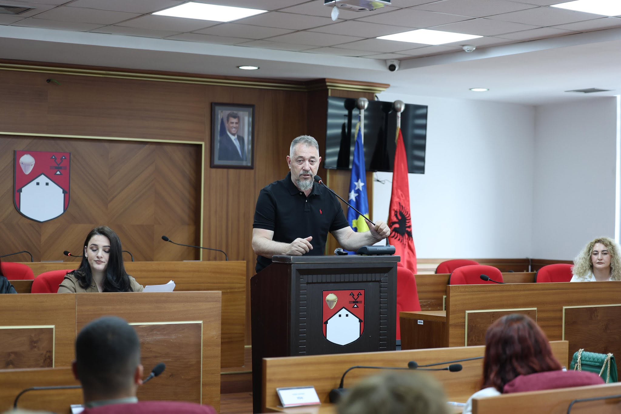 Nënshkruhen 48 kontrata me biznese në kuadër të mbështetjes së grave për zhvillimin e aktiviteteve të tyre ekonomike
