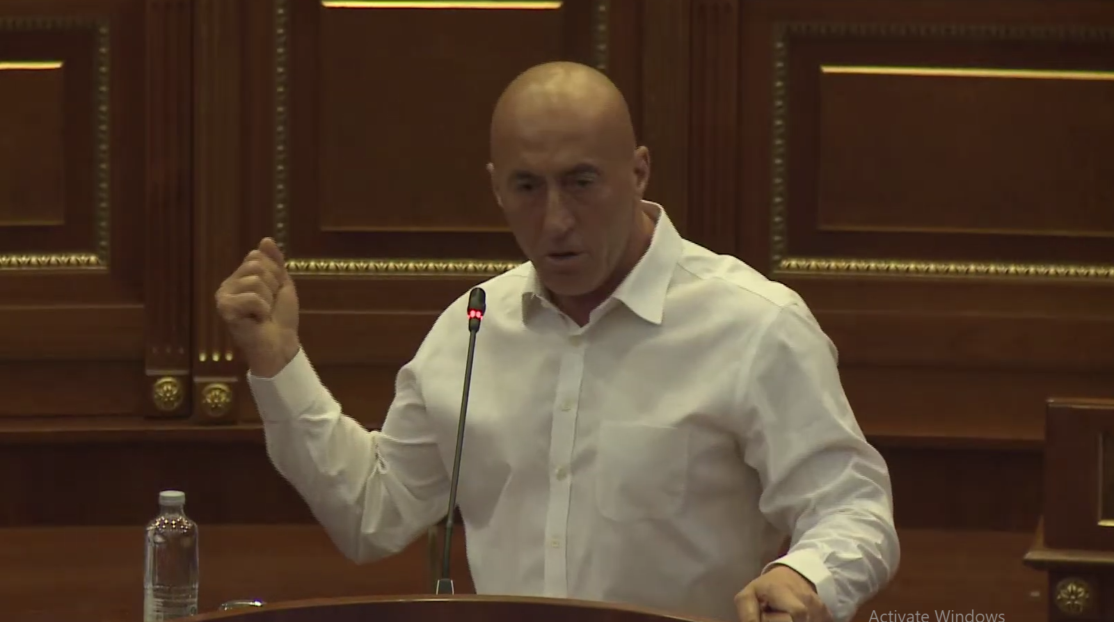 Haradinaj në Kuvend për Albin Kurtin  ky shpenzon më së shumti pare duke ushqy zagarë me fy shqitparë