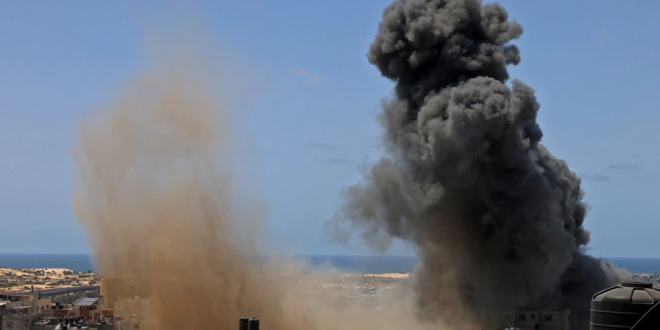 Izraeli sulmuan dy objektiva në Rripin e Gazës si si kundërpërgjigje ndaj lëshimit të balonave me flakë