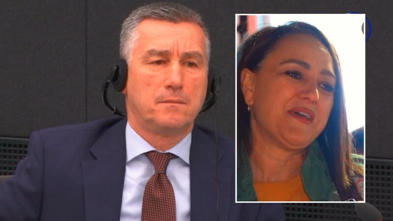 Violeta Veseli nga protesta  Faleminderit nga zemra që s u lodhët duke na përkrahur