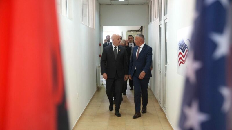 Shaip Kamberi  Serbia kërkon të drejta për serbët në Kosovë  por ua mohon shqiptarëve në Luginë