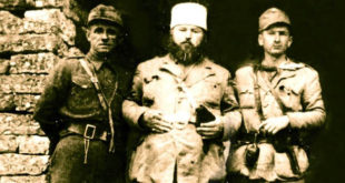 Idajet Beqiri: Çfarë thoshte Shefqet Peçi për Enver Hoxhën, Mehmet Shehun, Hysni Kapon...