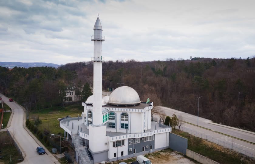 Me rastin e Festës së Fitër Bajramit  Kryetari Sami Lushtaku  uron të gjithë qytetarët