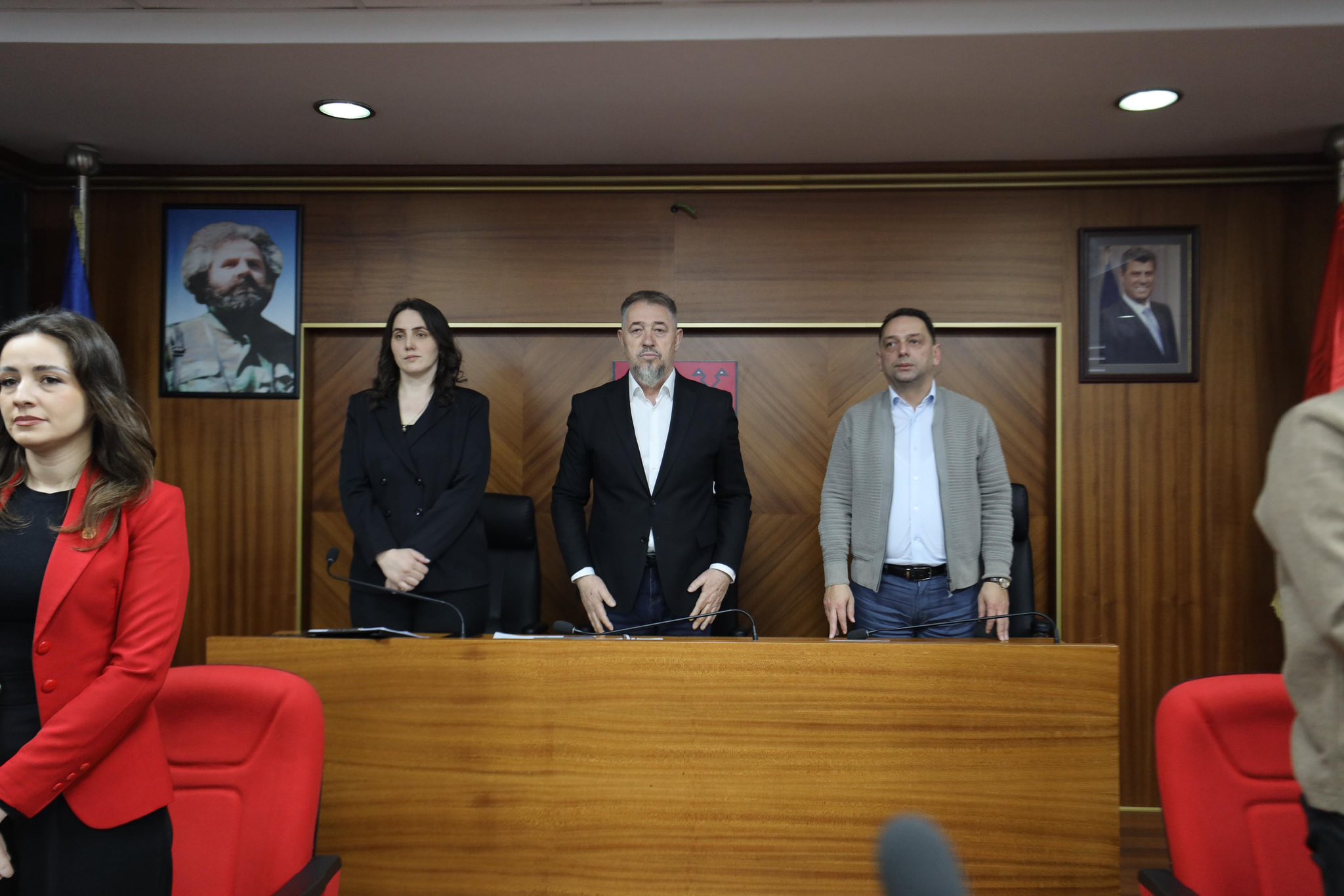 Kuvendi Komunal i Skenderajt mbajti seancë solemne me rastin e shënimit të Epopesë së UÇK së