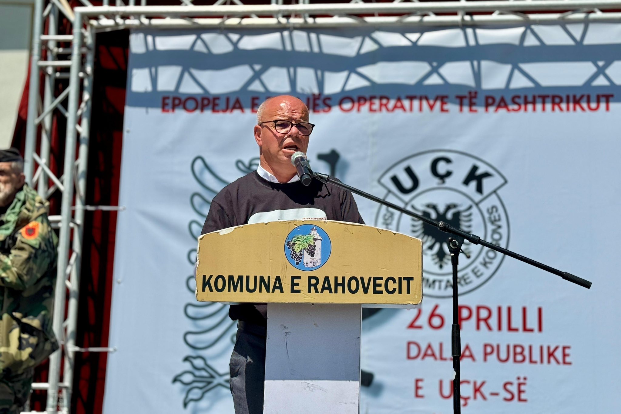 28 vjet nga dalja e parë publike e UÇK së në Drenoc të Rahovecit