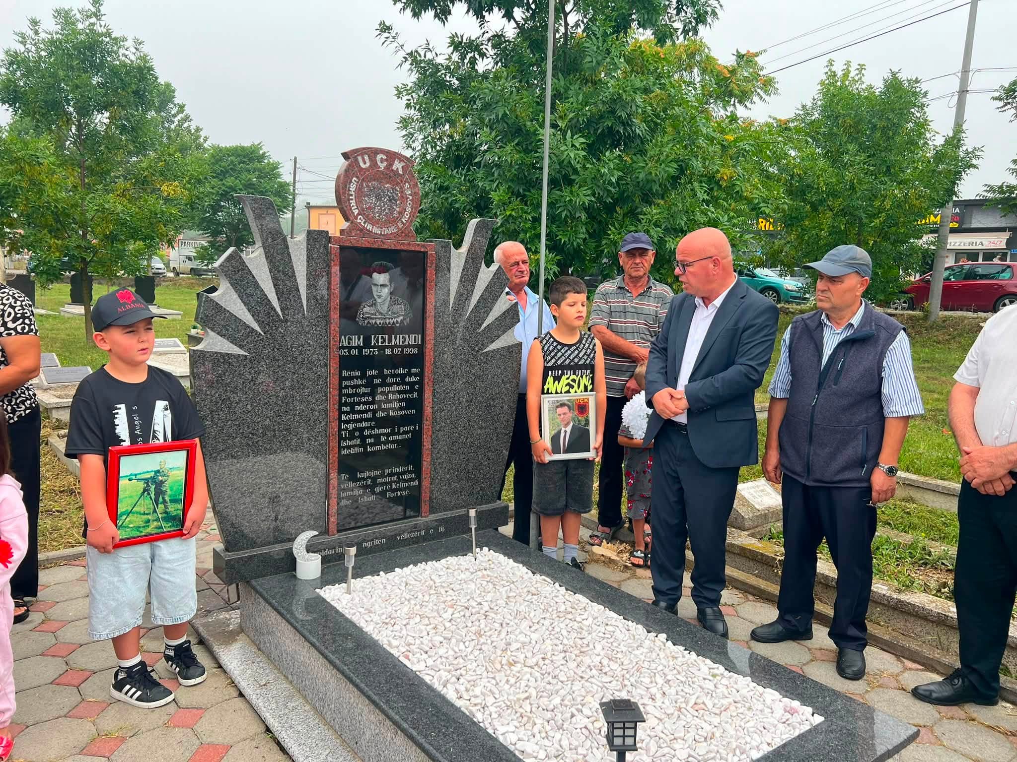 Ideali i lirisë është i pavdekshëm