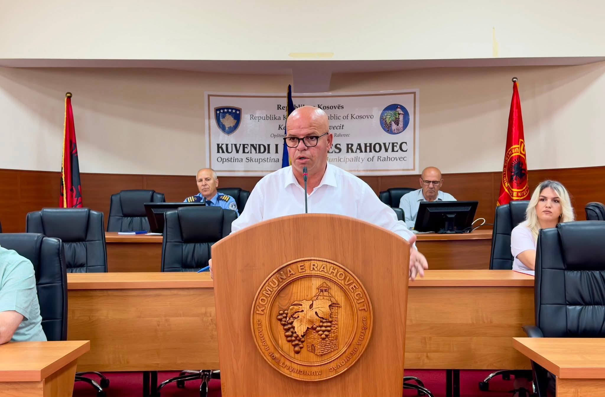 Mbahet takimi i dytë për arsimin dhe sigurinë në shkolla