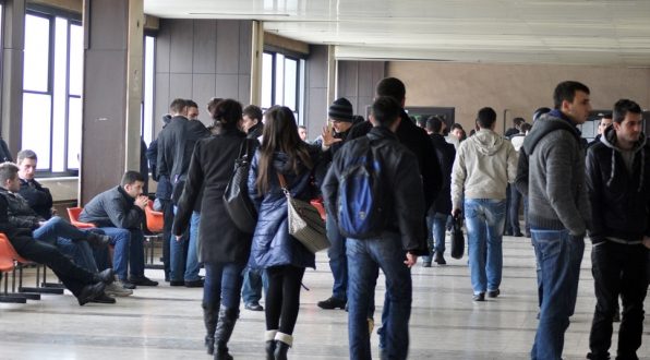 Universiteti i Shkencave të Aplikuara në Ferizaj hap konkurs për pranimin e 410 studentëve të rinj