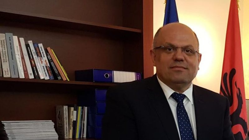 Prof  Dr  Sylë UKSHINI  James Rubin  në procesin gjyqësor ndaj ish krerëve të UÇK  përfaqëson një moment me peshë të veçantë juridike dhe politike