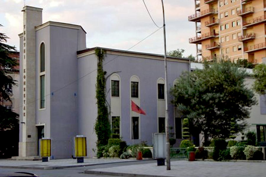 tefta-cani-teatri-kombetar