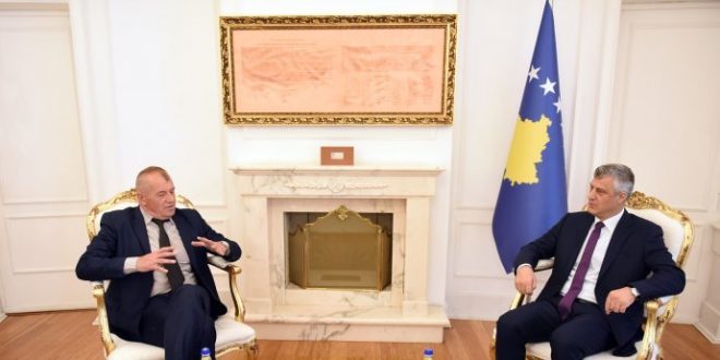 Kryetari, Hashim Thaçi priti në takim kryetarin e OVL të UÇK-së, Smajl Elezi