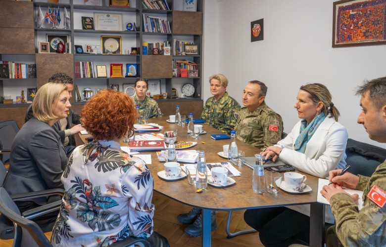 Gjenerali Ulutash  Adresimi i traumave të luftës është thelbësor për paqen