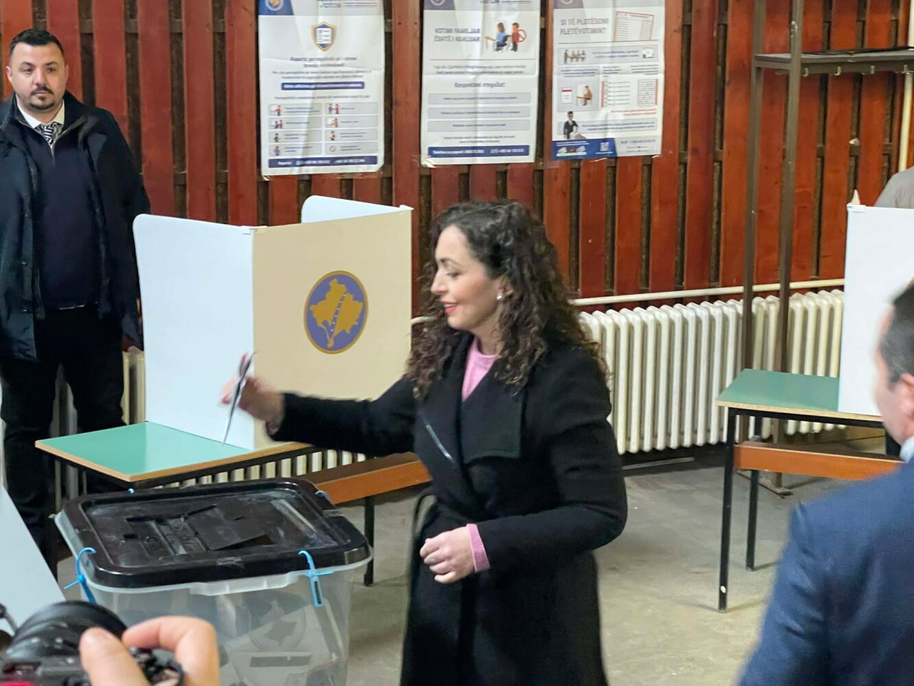 Vjosa Osmani  Uroj që Republika jonë të ketë zgjedhje të qeta  të rregullta  demokratike