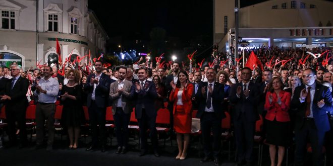 Dorëheqje të njëpasnjëshme në Lëvizjen Vetëvendosje pas largimit të ish-kryetarit Visar Ymeri