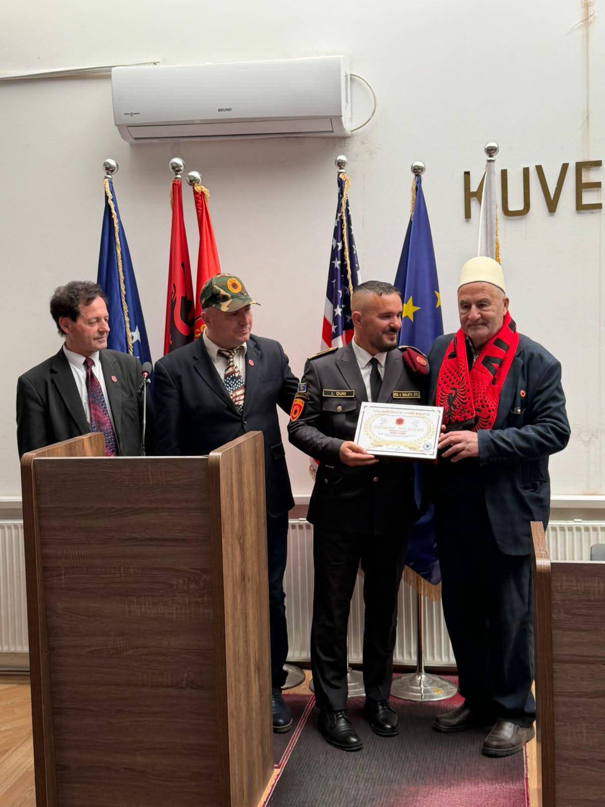 Akademi përkujtimore për 25 vjetorin e rënies së dëshmorit Njazi Azemi   Komandant Mjekrra