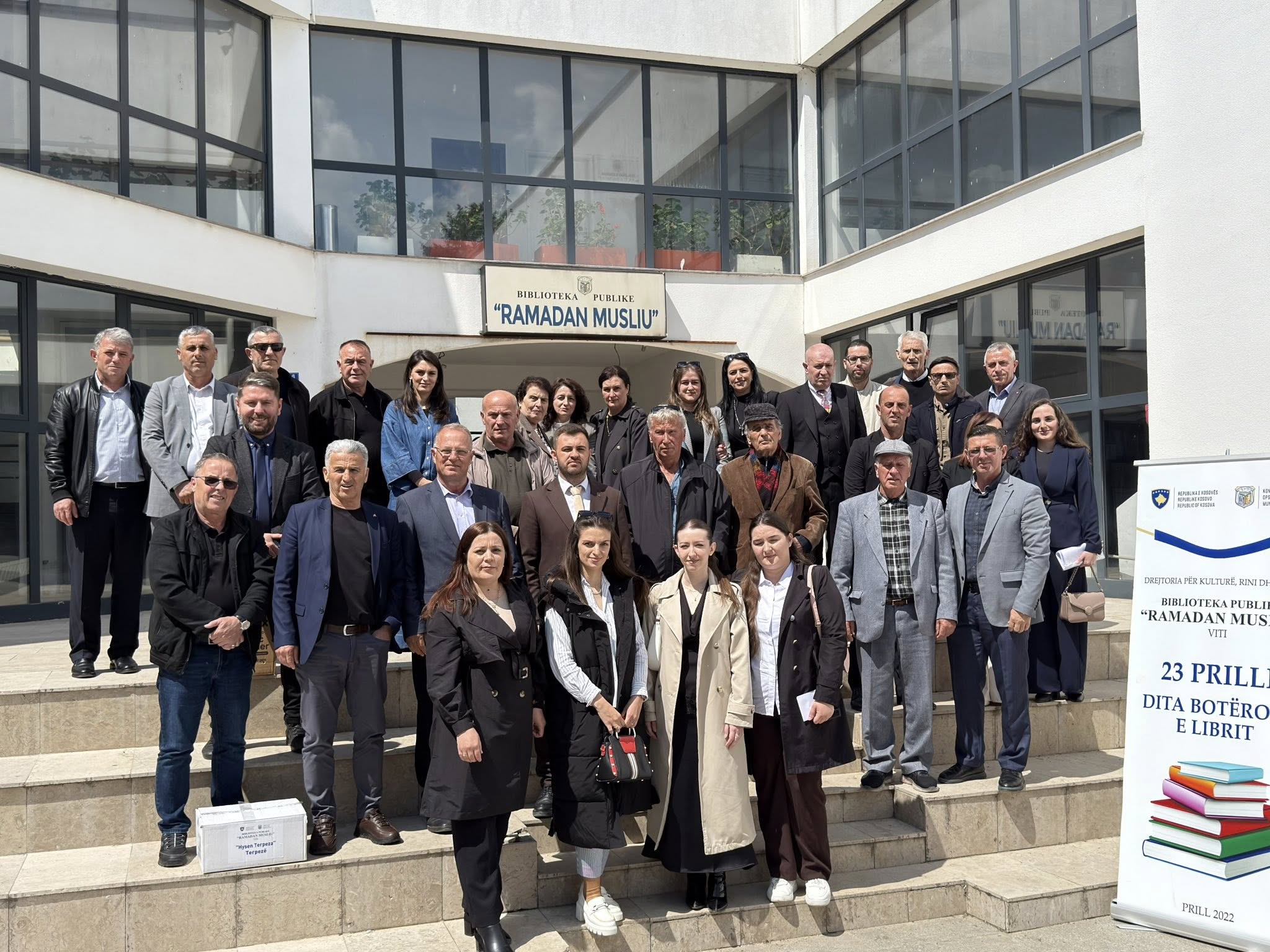 Në Viti u shënua Dita Botërore e Librit me shpërndarje librash për shkollat fillore