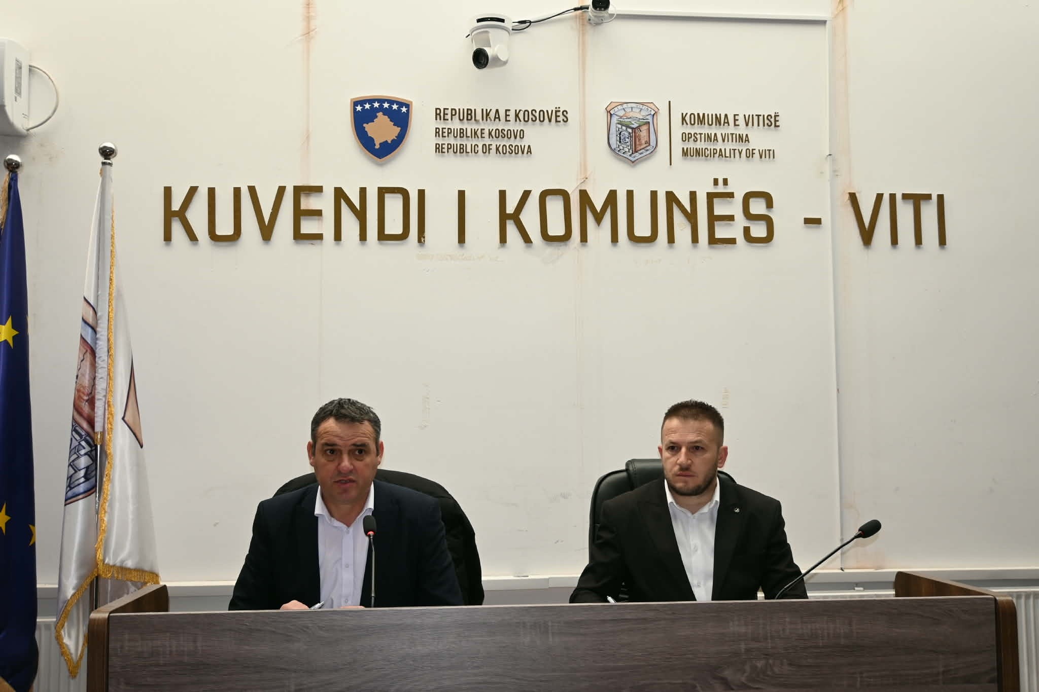 U mbajt seanca e tretë e rregullt e Kuvendit Komunal të Vitisë