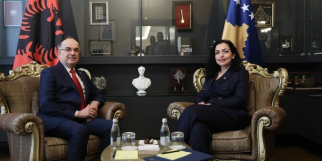 Kryetari i Shqipërisë, Bajram Begaj ka arritur për një vizitë dy ditore në vendin tonë